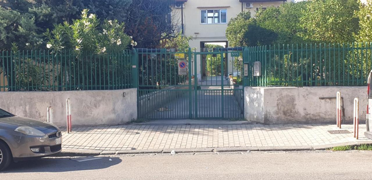 Appartamento In Villa Alle Falde Del Vesuvio Napoli Eksteriør bilde